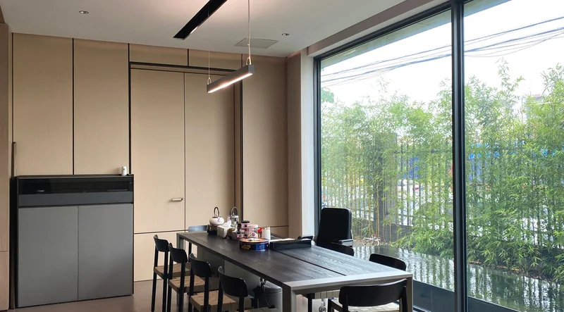 Meeting area and fitted storage in a past Gainer office project